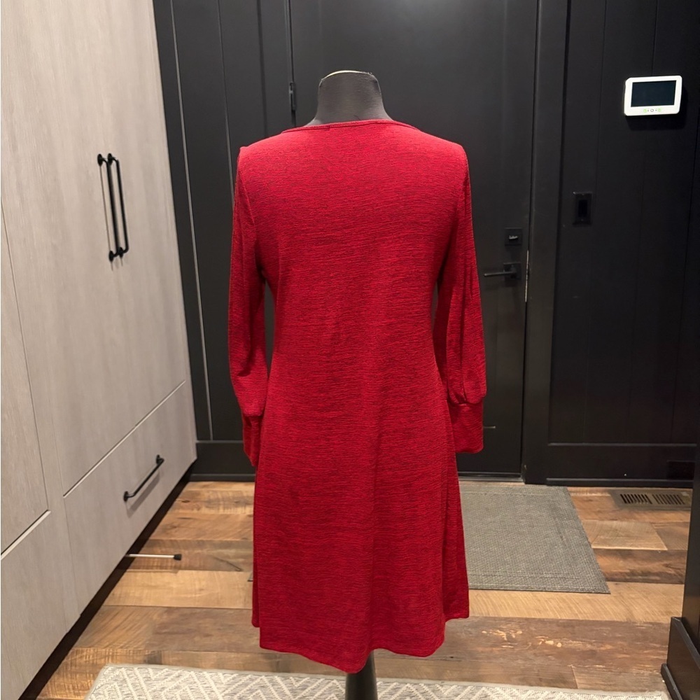 Tiana B. Red Knit Shift Dress | Size S–M - Picture 3 of 4